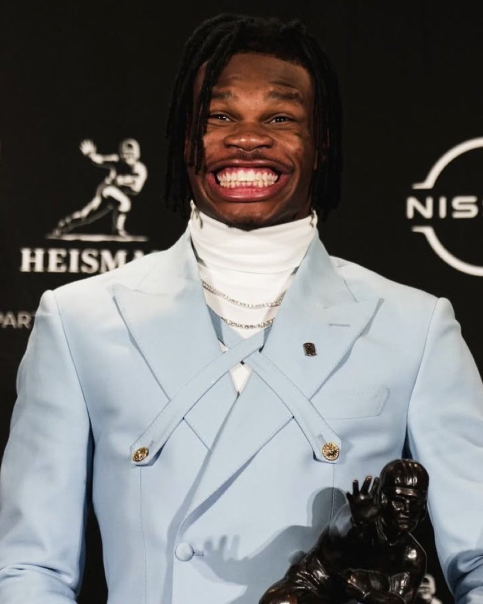 ☆ ☆ ☆ tweet media