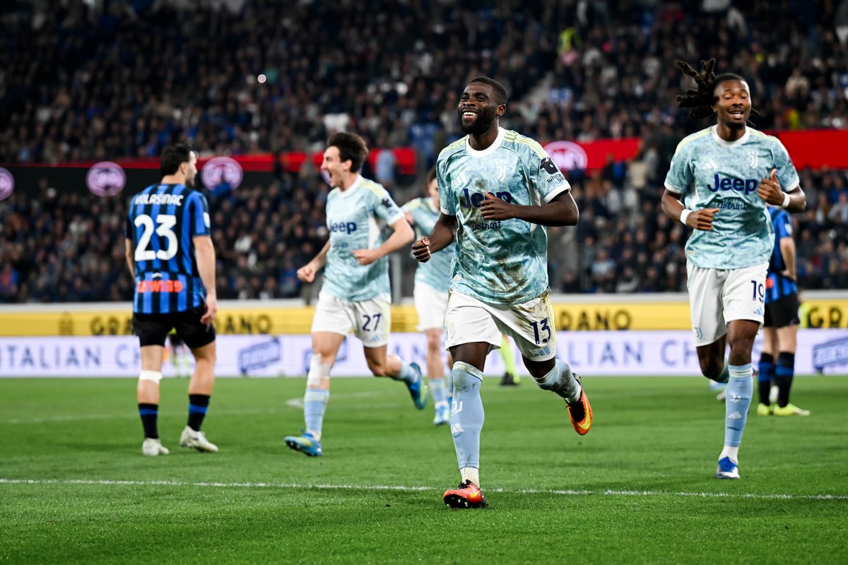 JuventusFC tweet media