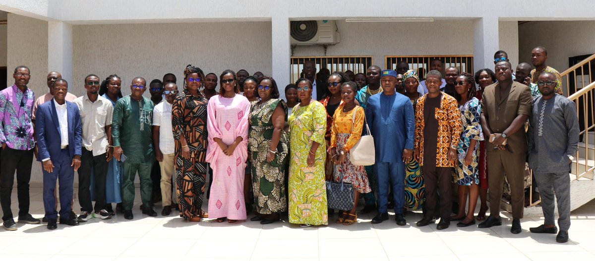 adtpme's tweet photo. Le vendredi 10 avril 2026, l’ADTPME a organisé, à son siège, une session d’information et d’échanges entre les TPME ayant adhéré à la charte et l’Office Togolais des Recettes (OTR). https://t.co/D2zfhErL5g
