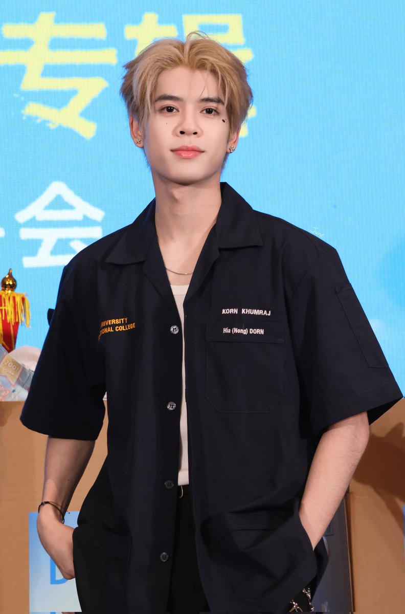 june🍑 tweet media