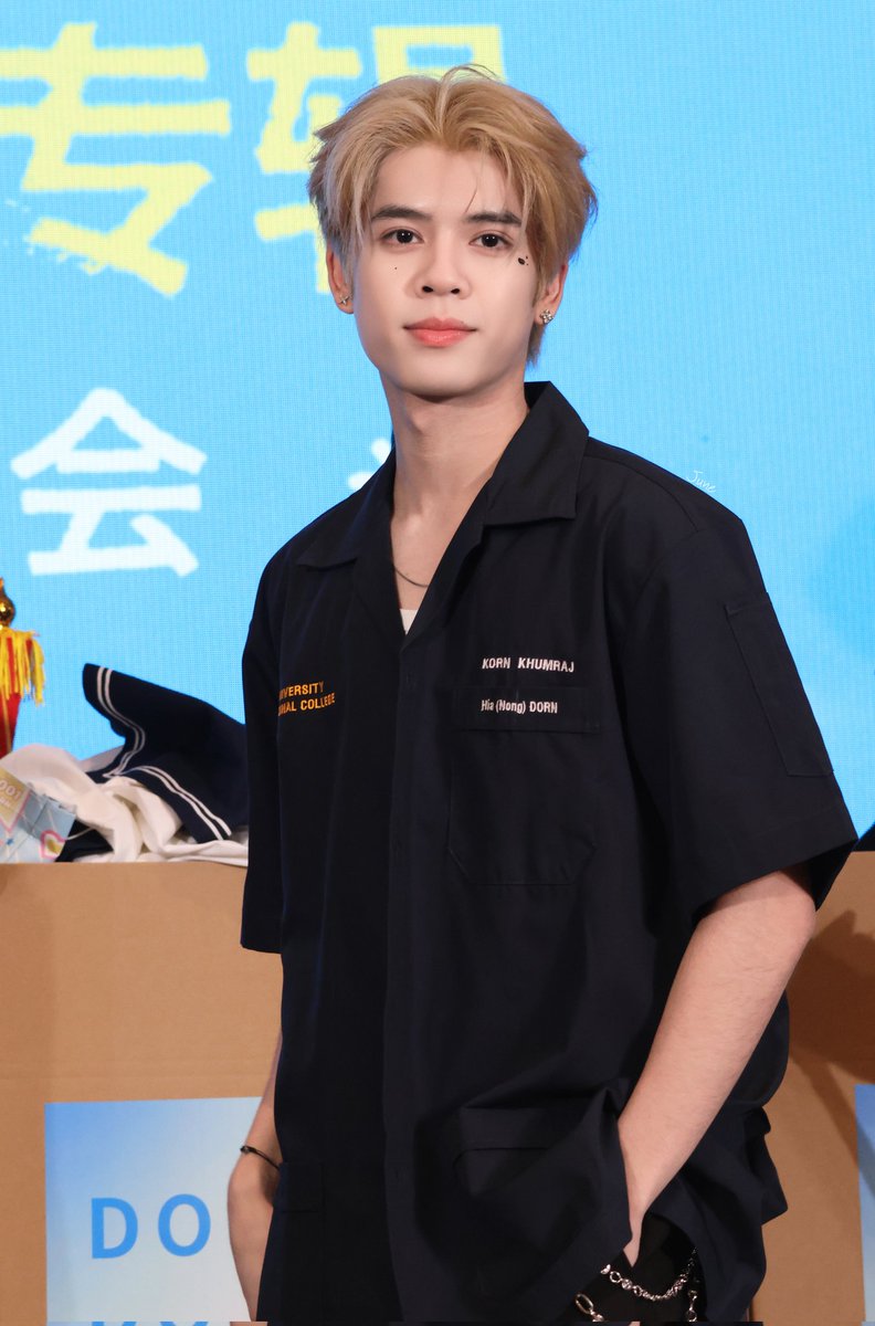 june🍑 tweet media