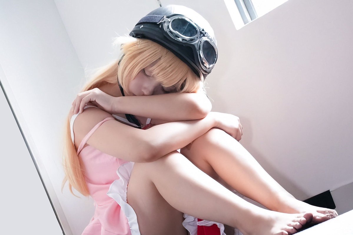 まきこ tweet media