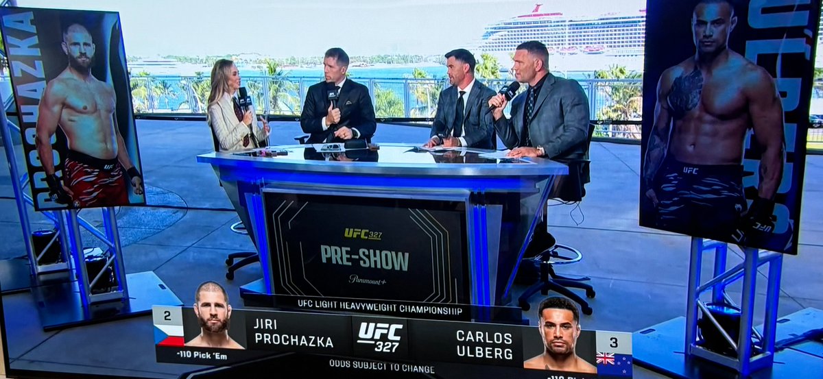 Dave Gravity tweet media