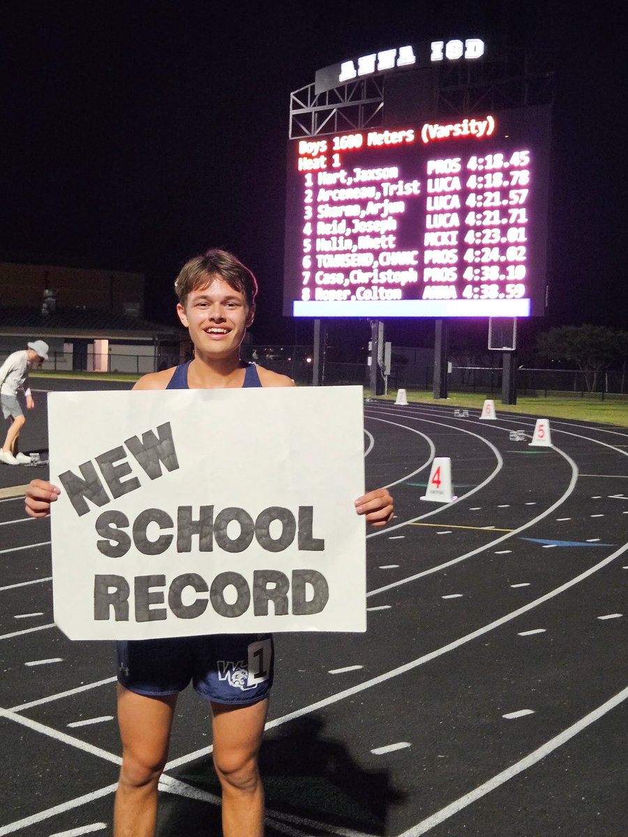 Jax_Hart_'s tweet photo. Won districts last night with my team! I got 1st in the 800m and 1600m as well as snagging the 1600m school record with a time of 4:18.45! @CoachShullFB @CoachWHarrell @WGHS_XCTrack #TheStandard https://t.co/XeU06bQqDo