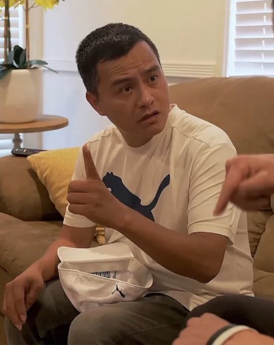 Daily Loud tweet media