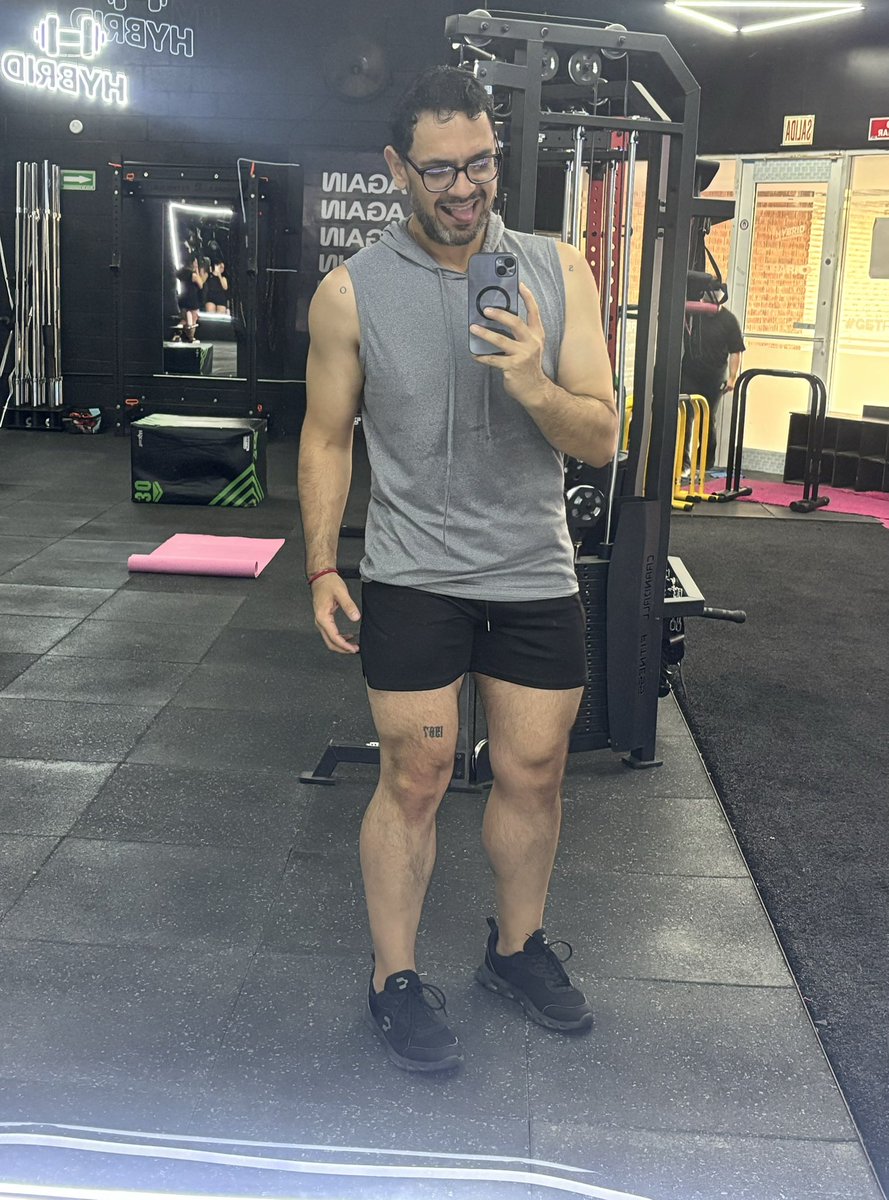 SoriaCharls's tweet photo. Así la semana… 😜💪🏽🫶🏽 https://t.co/HENNTZHUZM