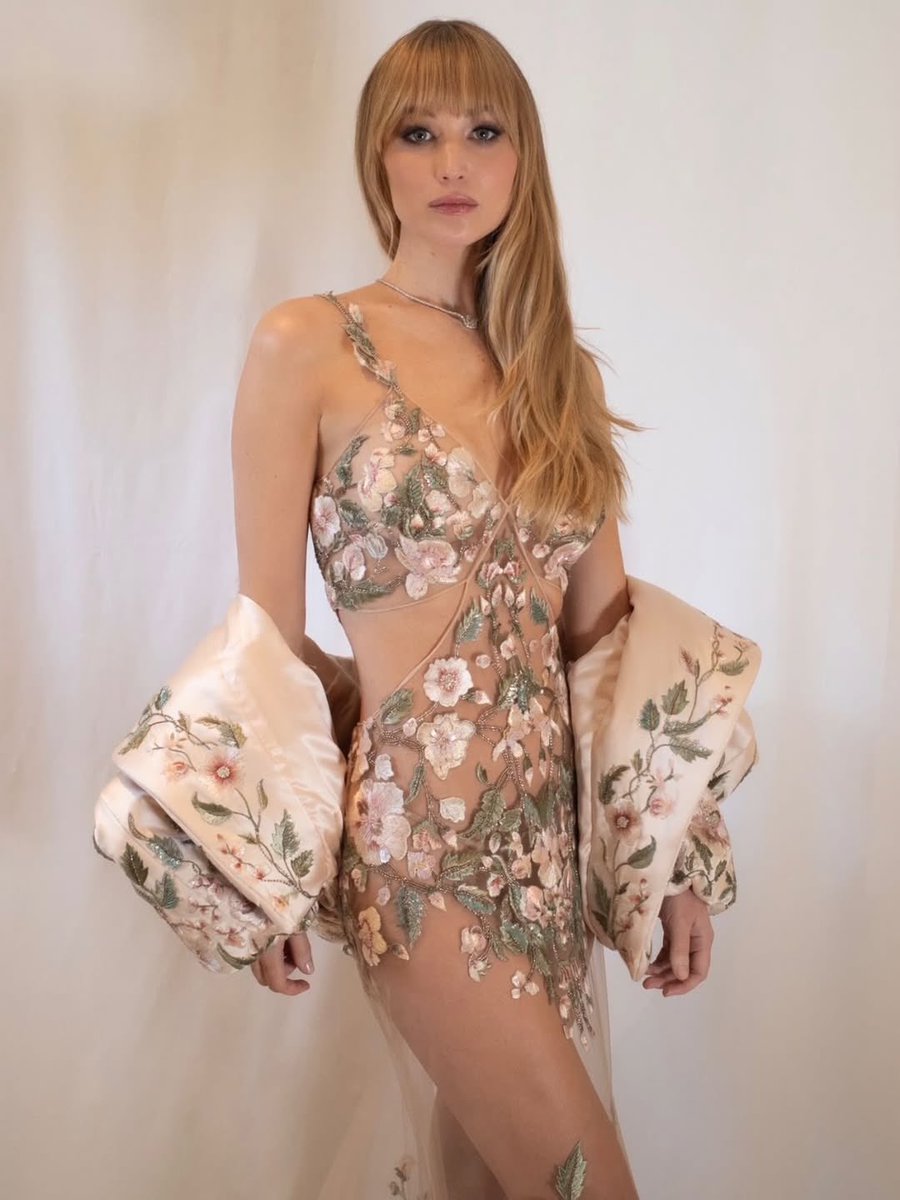 The Gray Girls tweet media