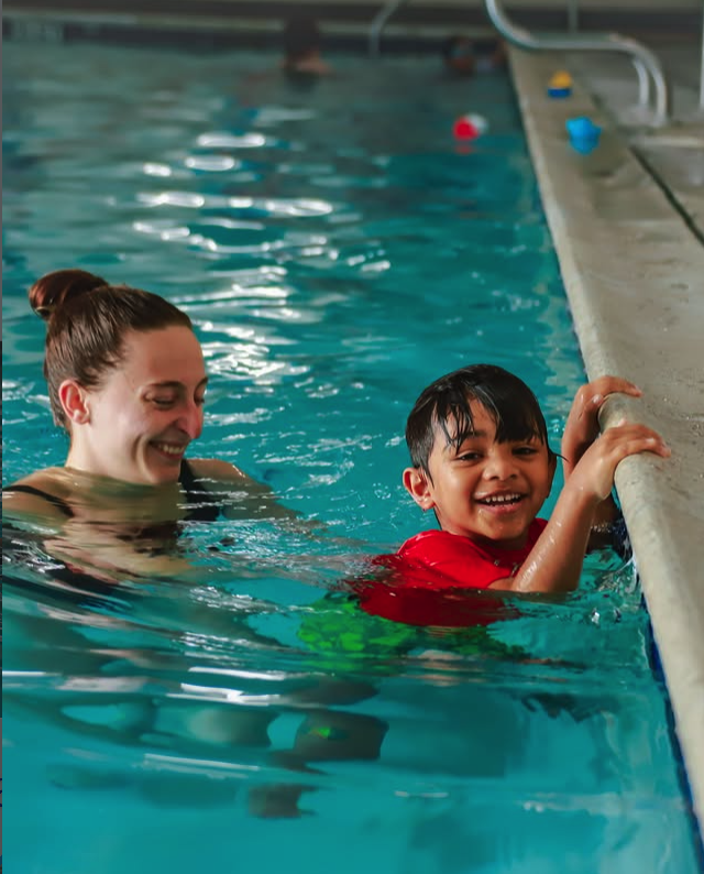 Floaties Swim School tweet media