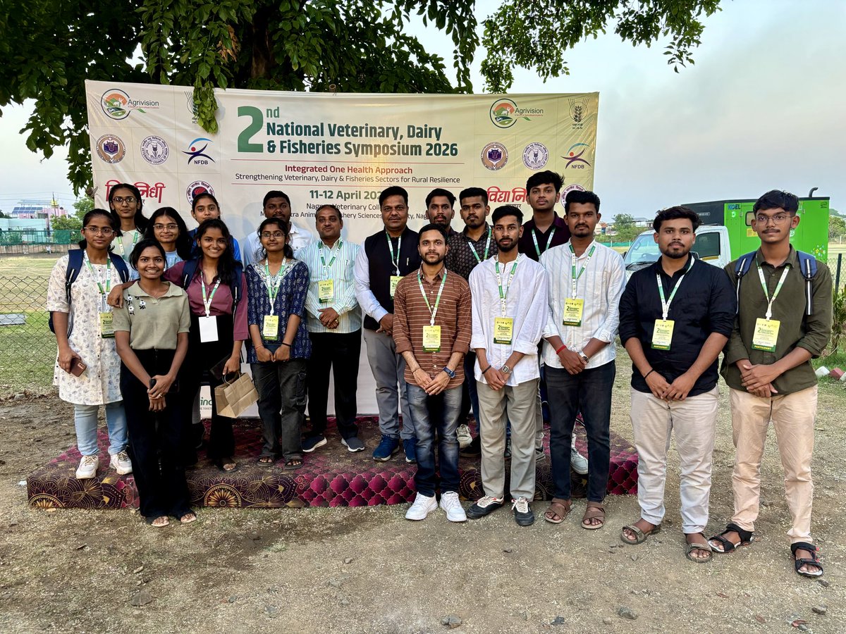 PatilDhanu9292's tweet photo. Today Attended 2nd National Veterinary,Dairy & Fisheries Symposium 2026 At #nagpur veterinary college
#agrivision #abvp #deogiri #vidarbha #student #nationspower https://t.co/orFs90pLji