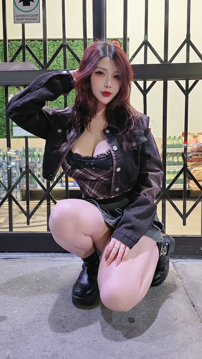 Hana Dinh tweet media