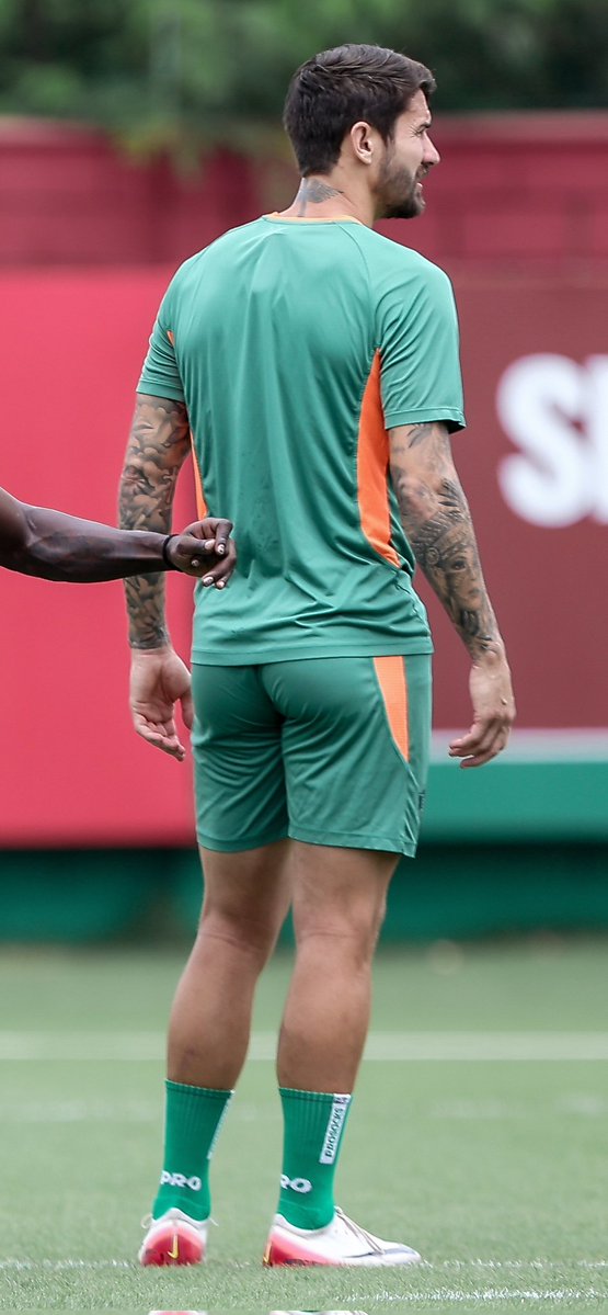 Alexandra tweet media