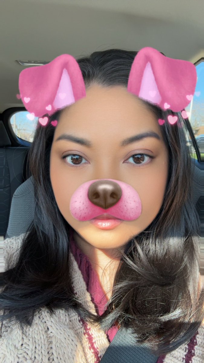 katbeautychat13's tweet photo. full face of @rarebeauty by @selenagomez @SelenaFanClub 

true to myself natural matte longwear foundation in 26
eyeshadow stick in contentment
warm wishes soft matte powder bronzer in warmed up
soft pinch matte bouncy blush in worth

#beauty #makeupmagic #motd #rarebeauty https://t.co/jtJBpLmRjb