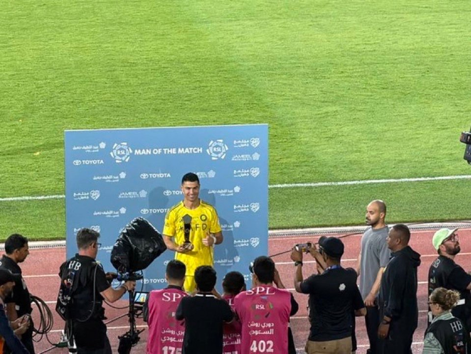 Kunle Stephen tweet media