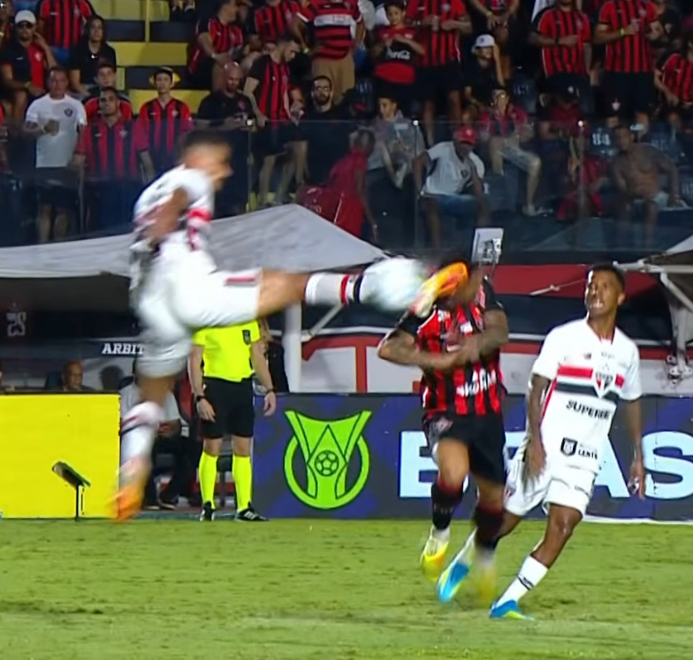 SÃO PAULO MIL GRAU tweet media