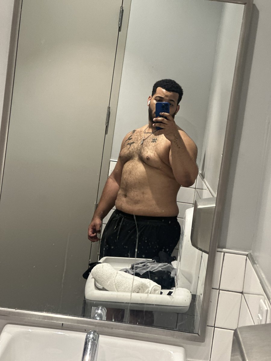 Leaky 🍻 tweet media