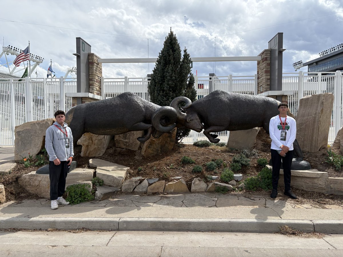 brycetuiasosopo's tweet photo. Thank you @CoachPatWelsh for the junior day invite! I had a great time talking with you and seeing @CSUFootball ! @BrandonHuffman @GregSmithRivals @GregBiggins @CoachKirkMartin @TheStandard_Co @therealTUI @CoachJimMoraFB @Alex_Collins91 @B_Tuiasosopo @Coach_TuiAvaava https://t.co/1Aub4YGVSH