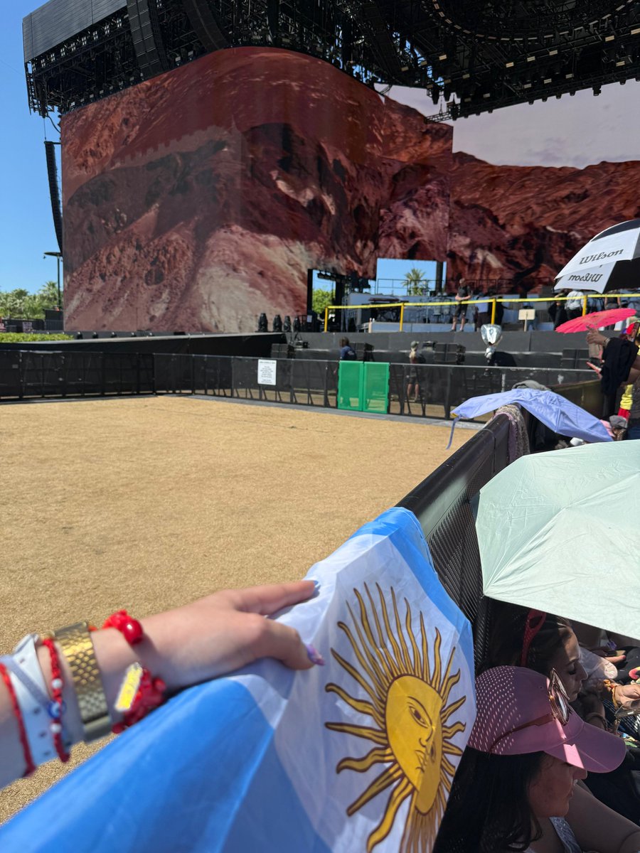 Justin Bieber ARG tweet media