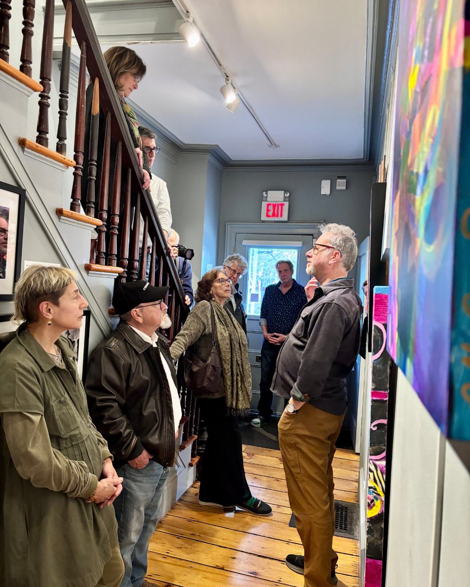 Edward Hopper House tweet media