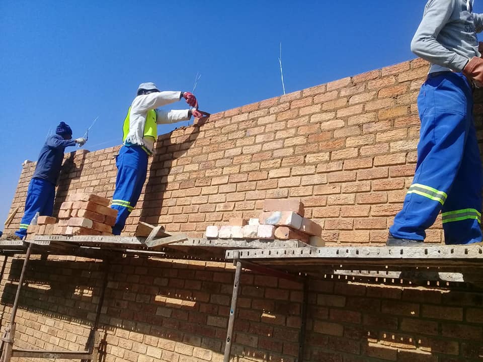 CONSTRUCTION & ENGINEERING tweet media