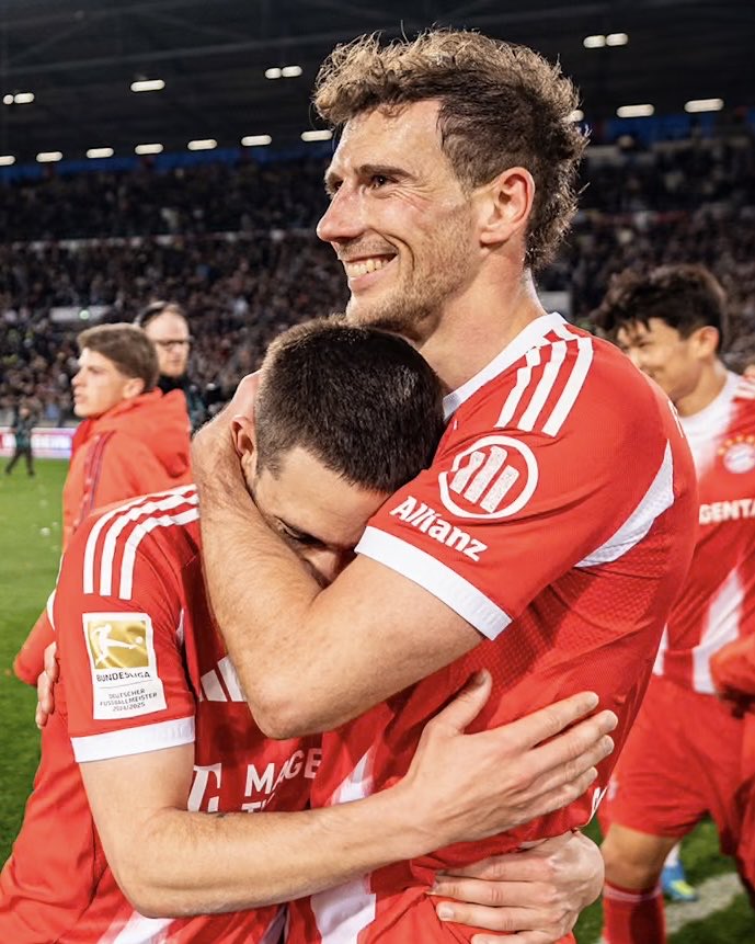 FCBayern's tweet photo. 🗣️ Vincent Kompany: „Unsere Mannschaft steht für Tore!“ 🙌

🗞️ Alle Stimmen nach dem Torrekord-Spiel gegen St. Pauli: https://t.co/s2QPD4GI5k https://t.co/pY0tOGyVPY