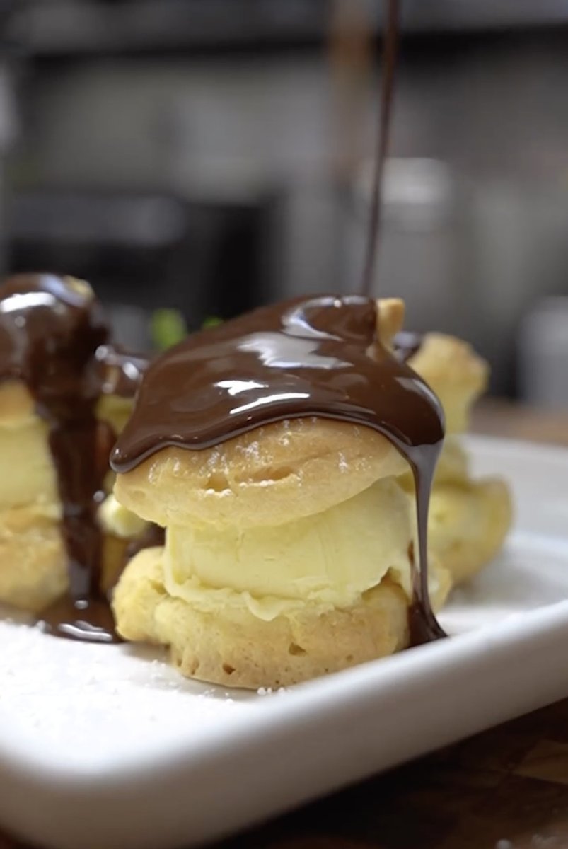 Save room for something sweet! 🍰

From rich classics to indulgent favorites, our dessert selection is the perfect excuse to treat yourself tonight.