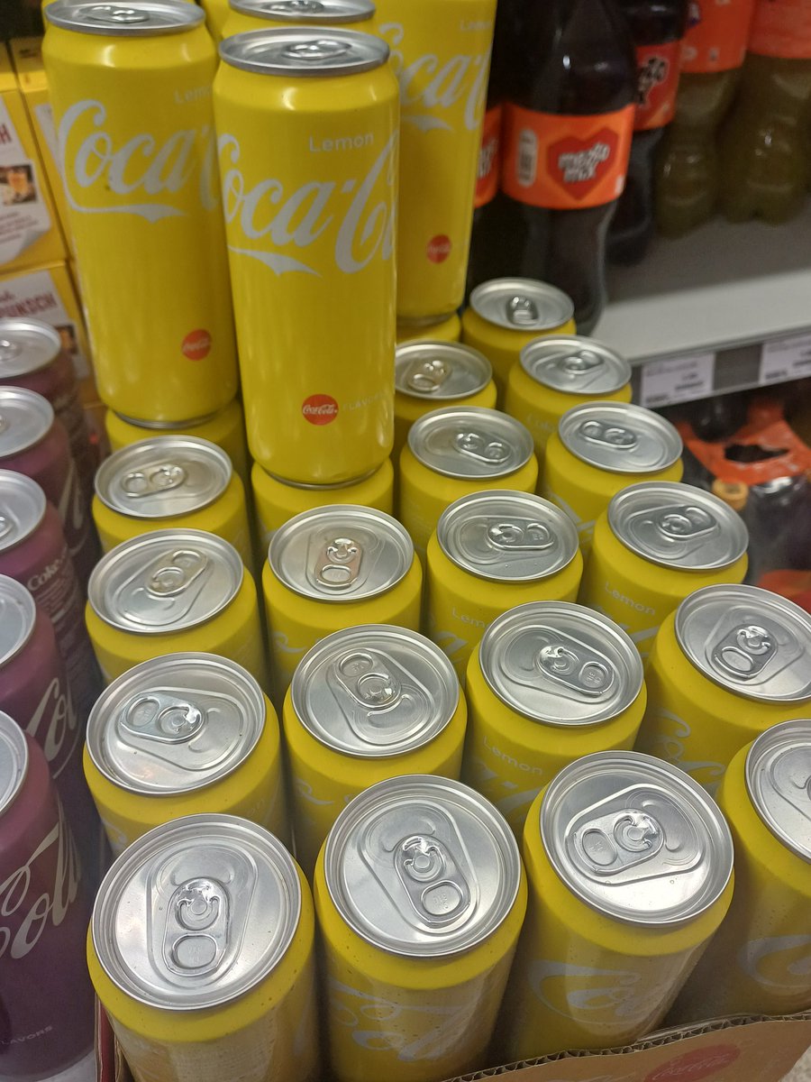 MuratSario48893's tweet image. En sonunda gercek sarı #kola
😇 Şewbaş #iyigeceler