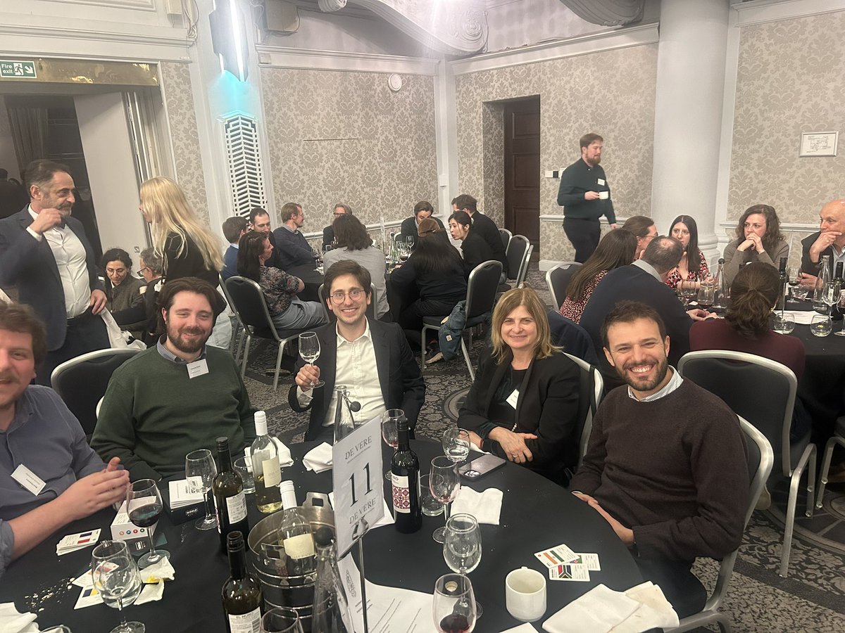 per_ase's tweet photo. ASE delegation at the EHS Centenary Conference @EcHistSoc https://t.co/DHrYVIBGfO