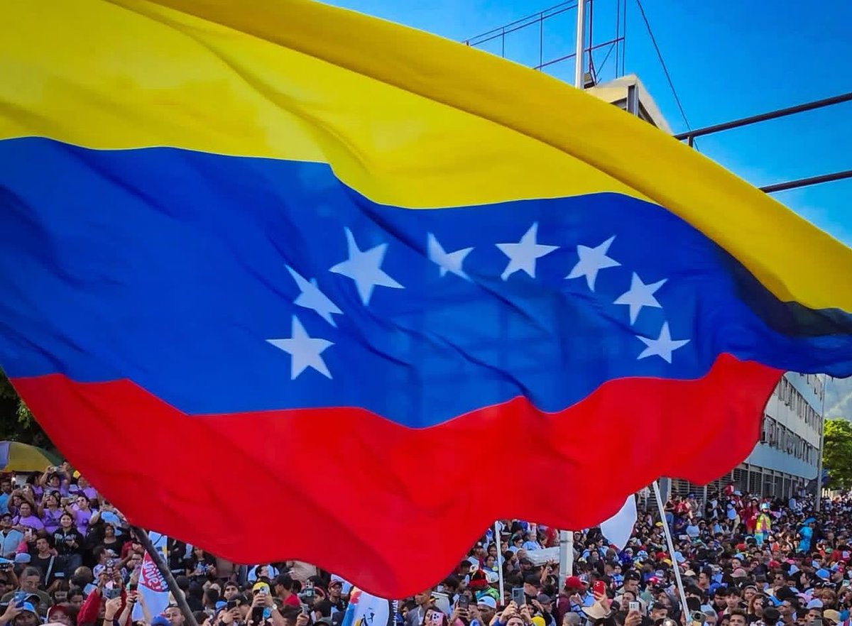 Vanessa Teresa 🍒 tweet media