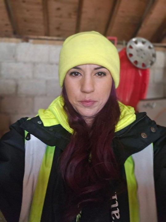 MISSING:
- Danielle, 35
- last seen on Thurs, March 21, 2026, in the Royal York Road &amp; Stanley Avenue area
- described as having a thin build, with purple dye in her hair
- wearing blue jeans and a grey zip-up sweater.
- multiple tattoos; flower on left wrist, “trouble” on left