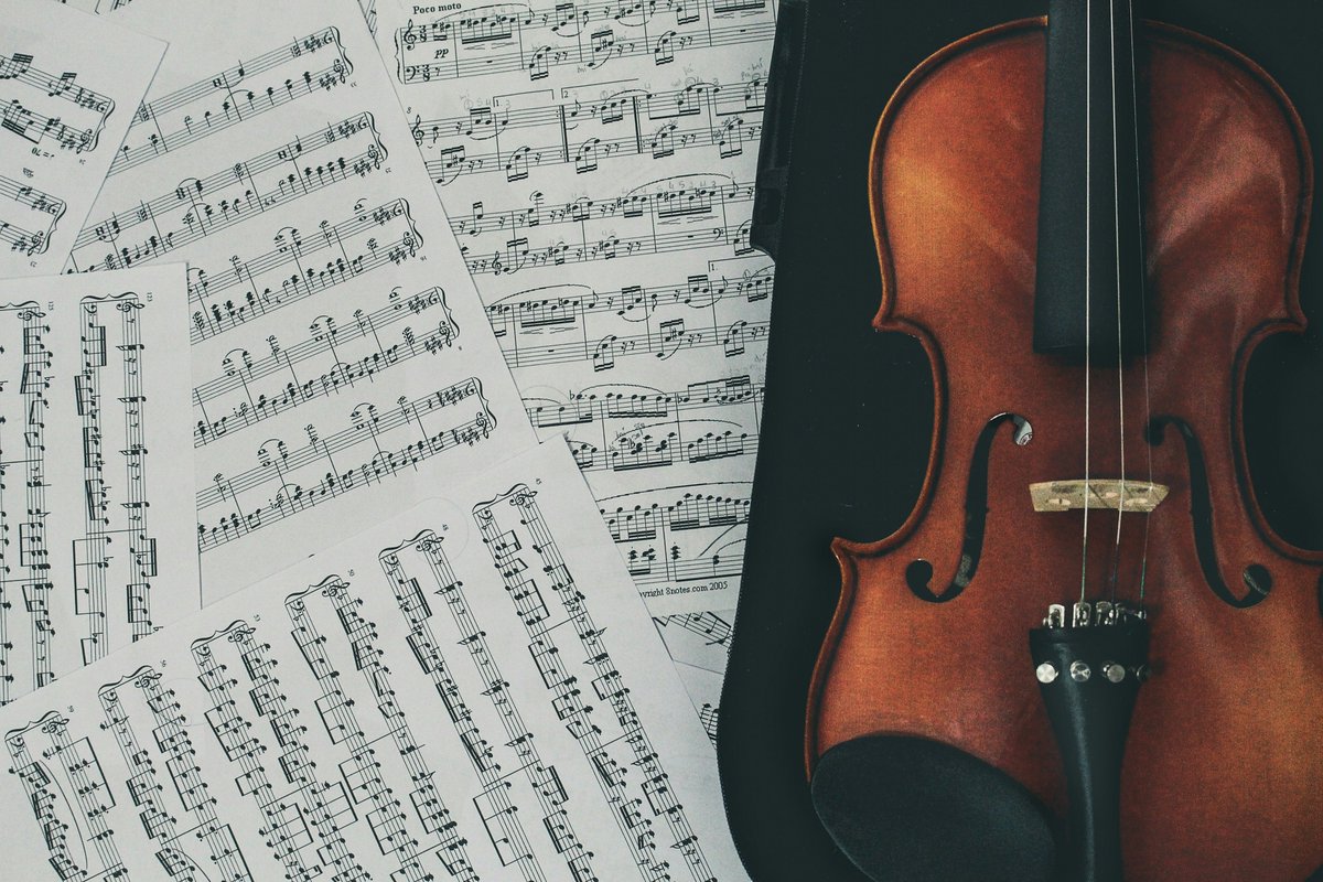 aijac's tweet photo. How listening to Classical music has given me clarity on how better off we’d be letting all that we don’t truly connect with metaphorically hum away in the background. #music #perception #choice https://t.co/MIAoxuClzb https://t.co/wkzInBxOec