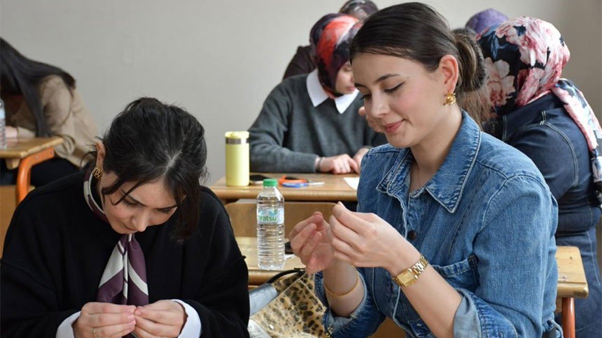 Hakkari İl Sesi Gazetesi tweet media