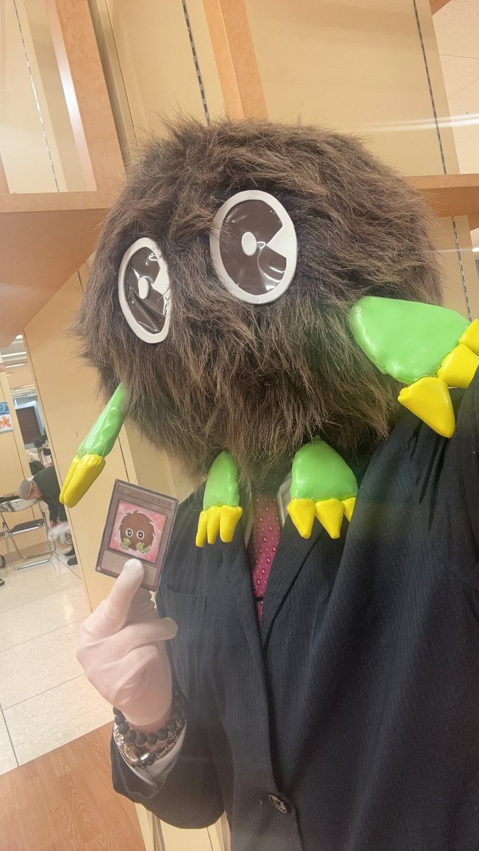 まうー tweet media