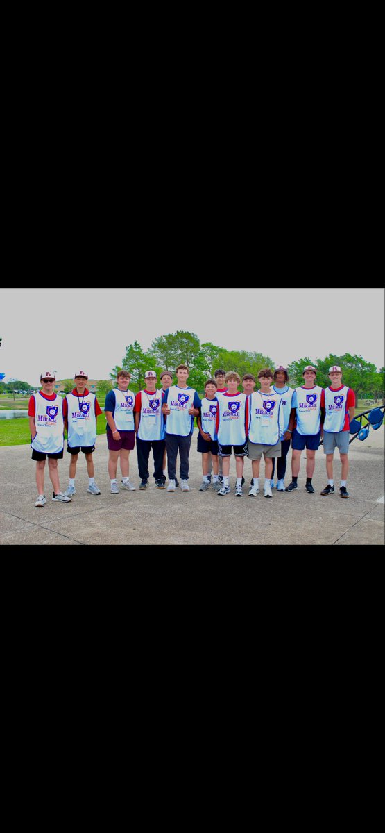 jpiihsbaseball's tweet photo. Seek to serve is what we do at JPII. It’s more than just a game! https://t.co/geR1VnyrDy