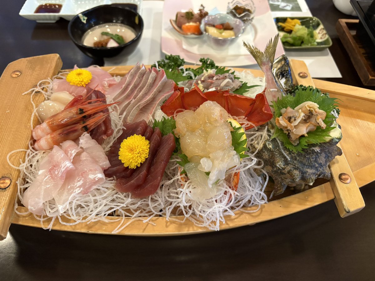 熱海行ってきた☺️
昨日は…暑すぎたけど🌊

たくさん食べて、温泉でゆっくり癒されてきた♨️✨

#熱海