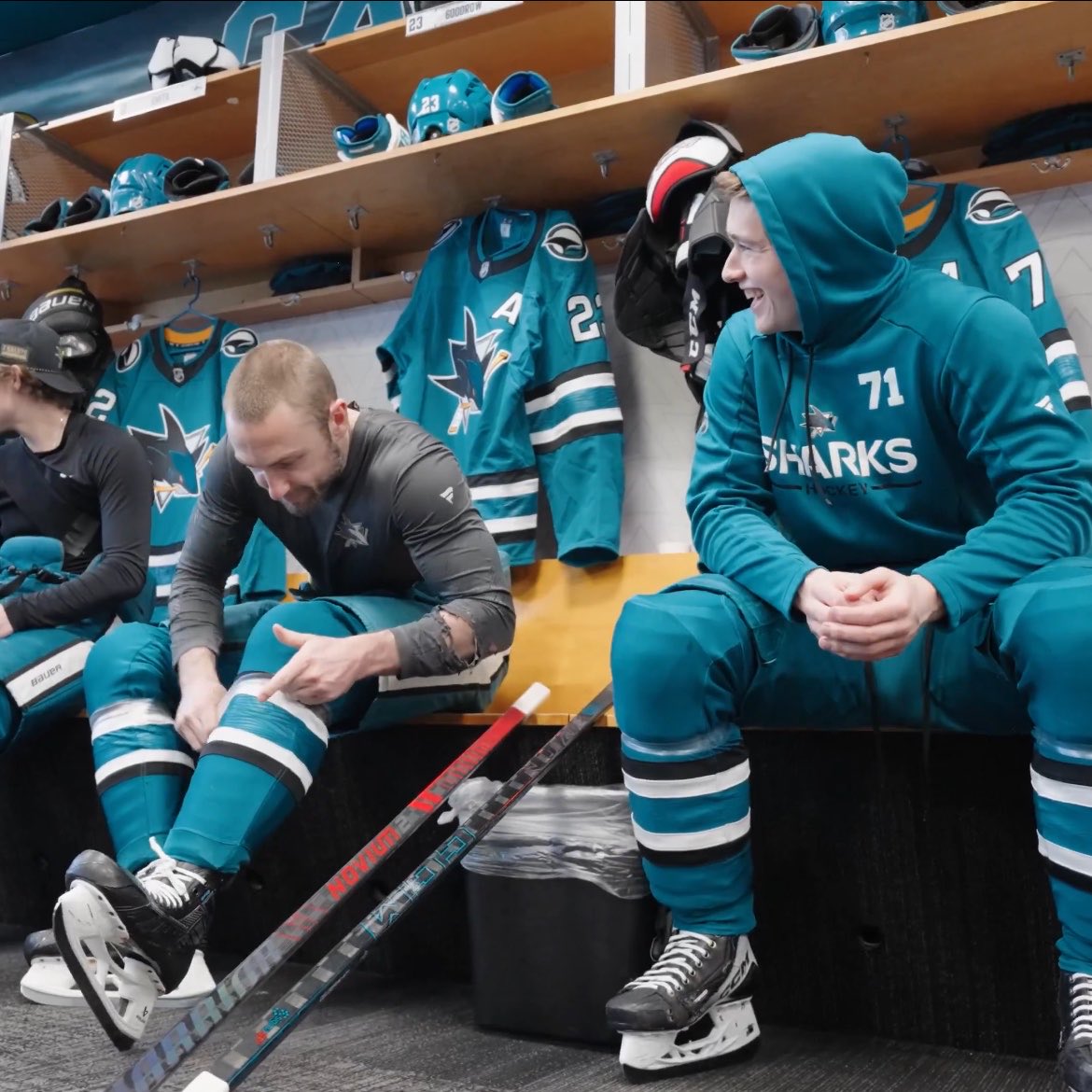 day ྀི tweet media