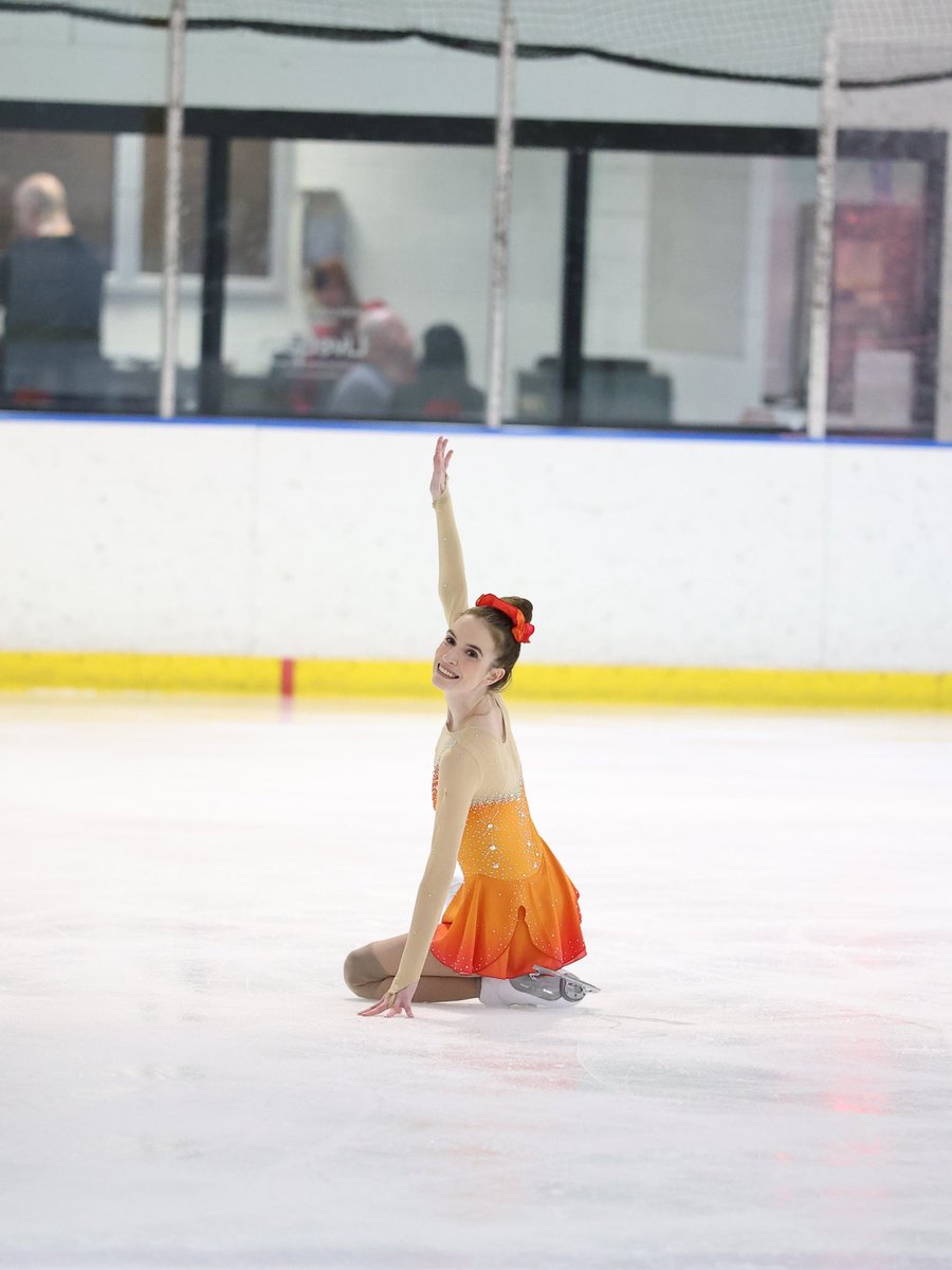 x-Mara⛸ tweet media