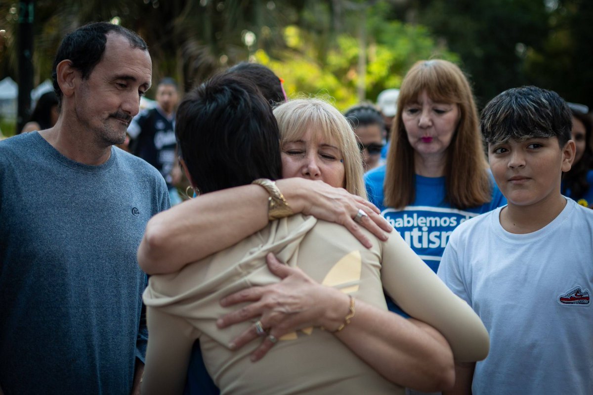 Mayra Mendoza ☀️ tweet media