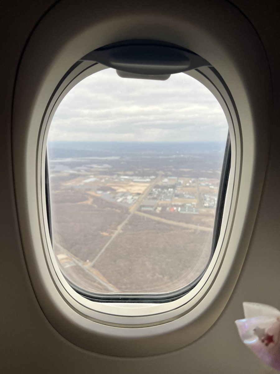 旅にでてます。