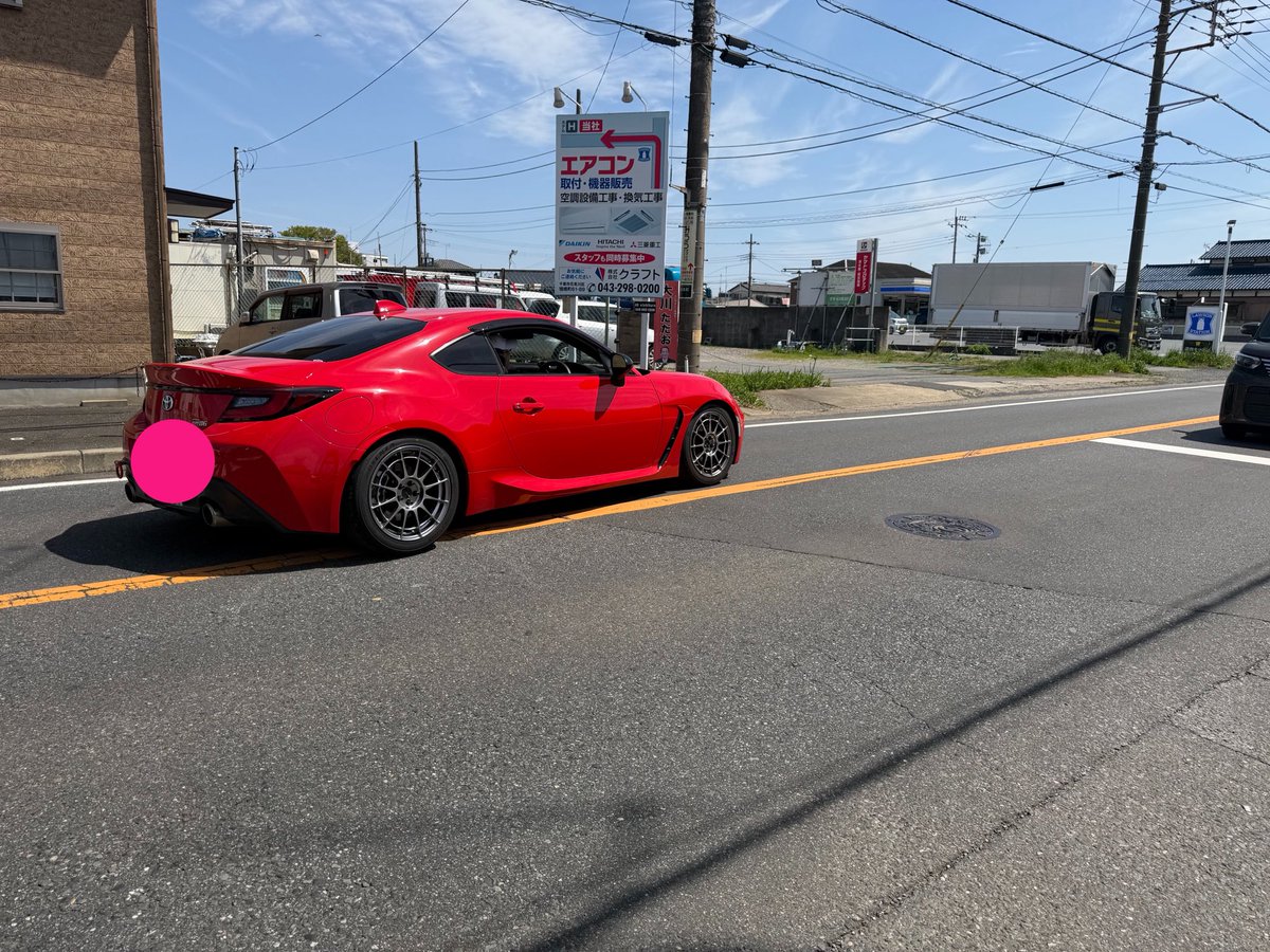 TiRACING tweet media