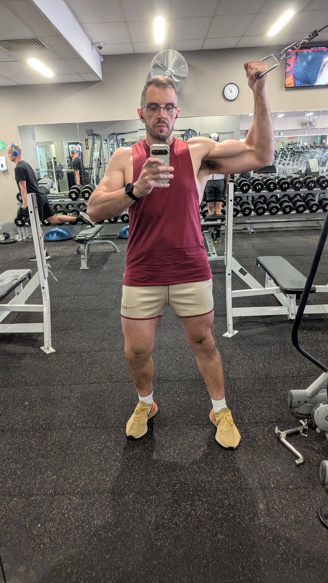 OnlyPhazz tweet media