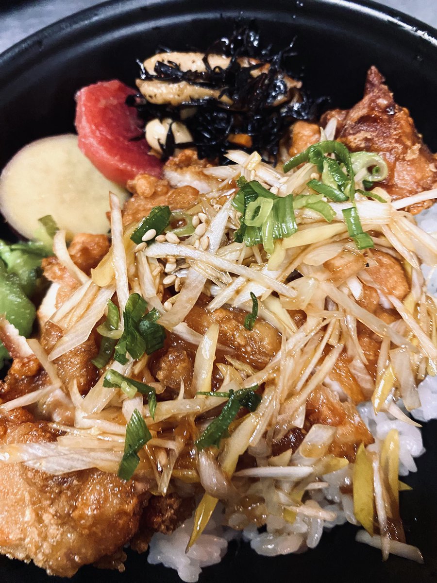 どんぶりゲッター tweet media