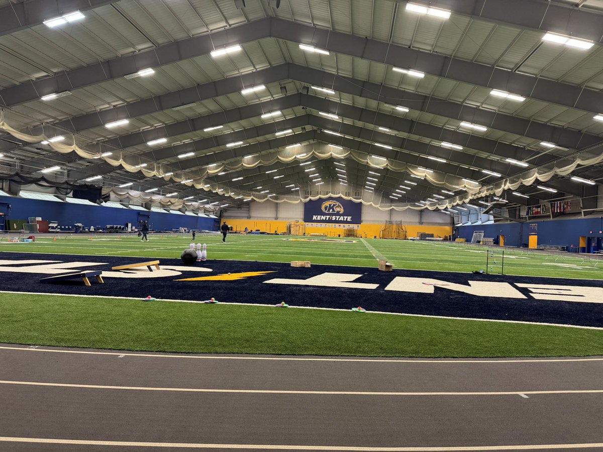 Ali Johnson tweet media