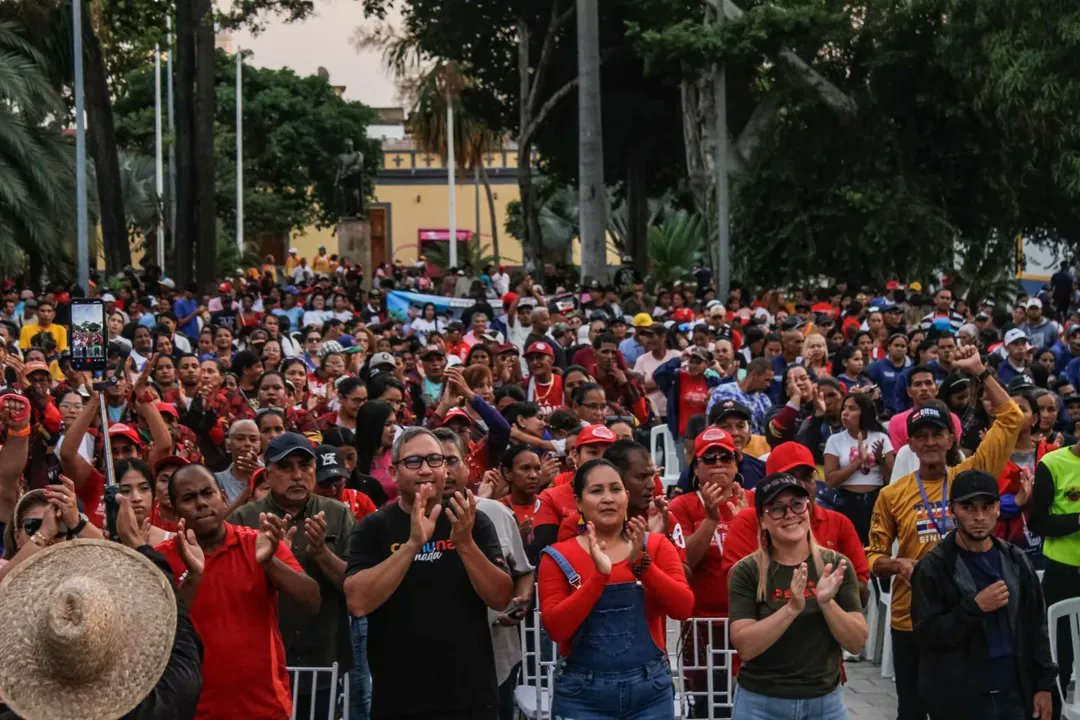 SucreGobierno's tweet image. El 11 de abril quedó marcado en el calendario nacional no solo como un día de asedio y oscuridad, sino como el catalizador de una unión cívico-militar sin precedentes.

 #PSUV #Sucre