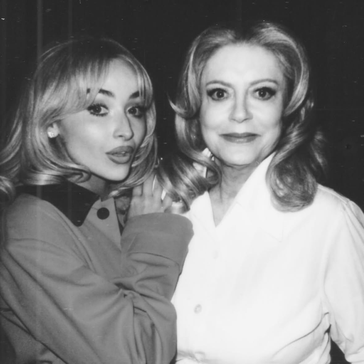 Updates Sabrina Brasil 🐾 tweet media