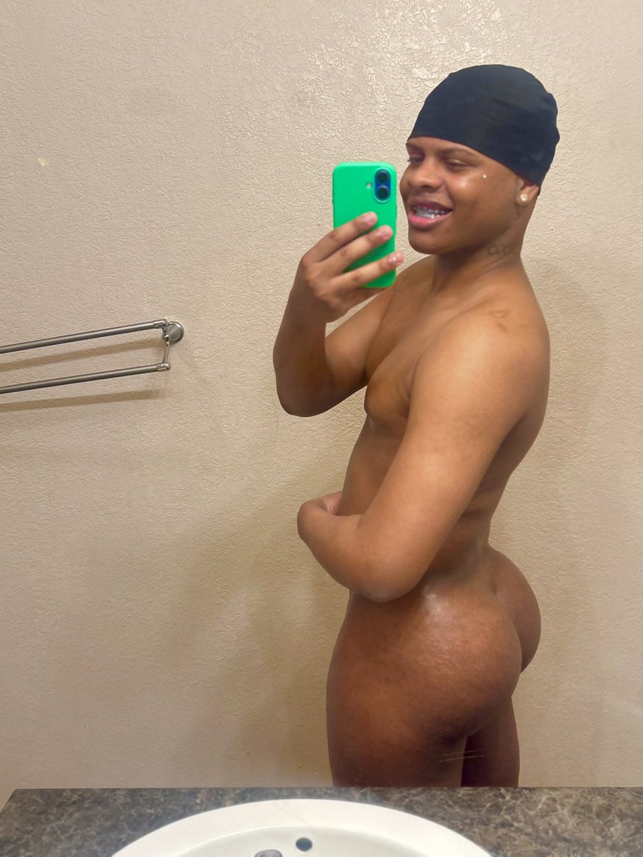 Retweet if you’ll cream it🫣👀