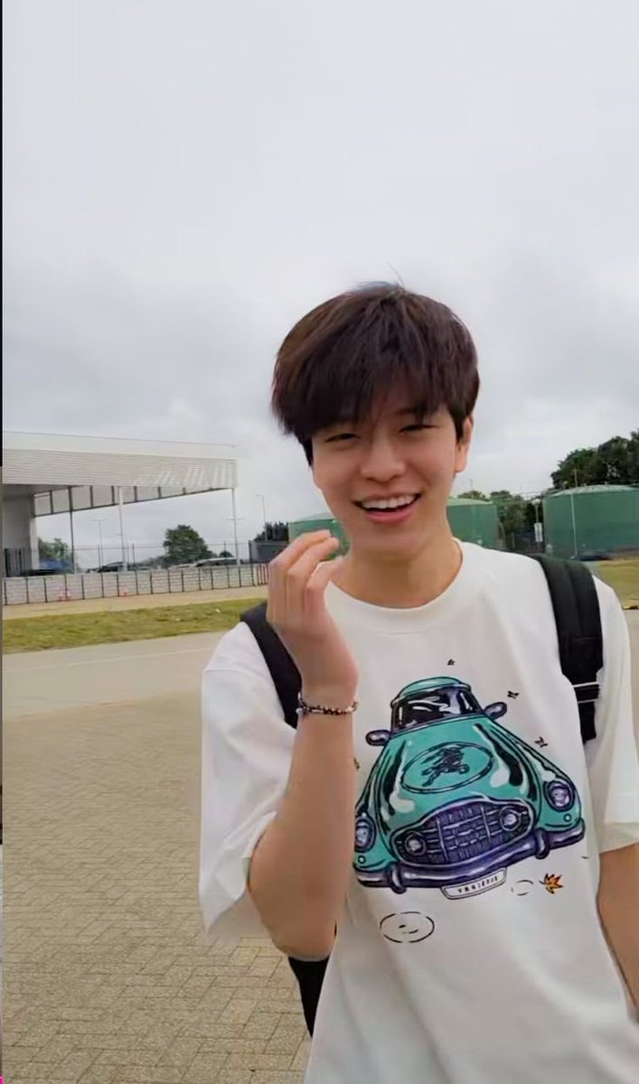 chansbobaeyes's tweet photo. thinking about barefaced seungmin…… https://t.co/aHIqSDynnM