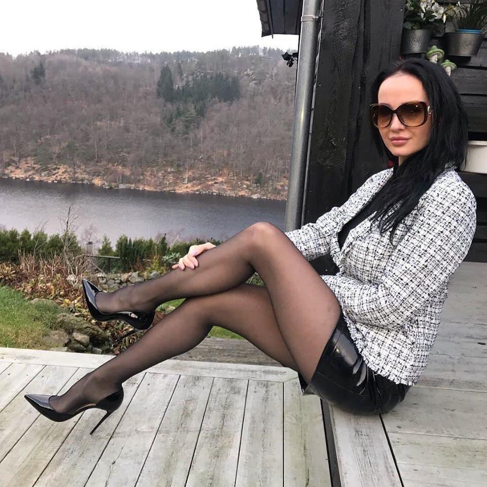 Amateur Pantyhose tweet media