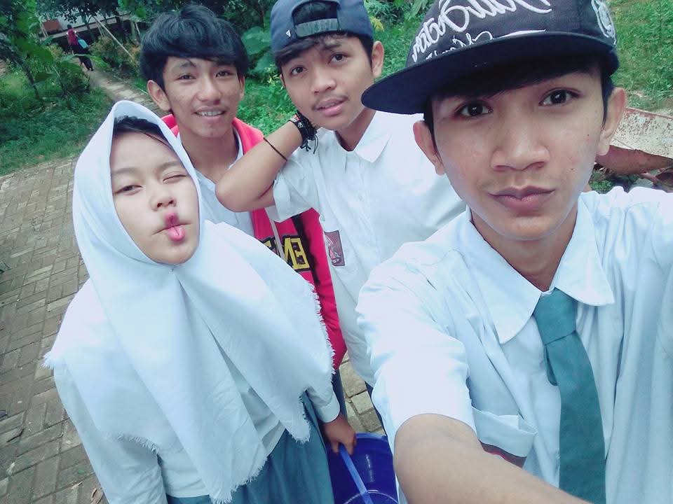 bingungtrs_'s tweet image. omg 2015..