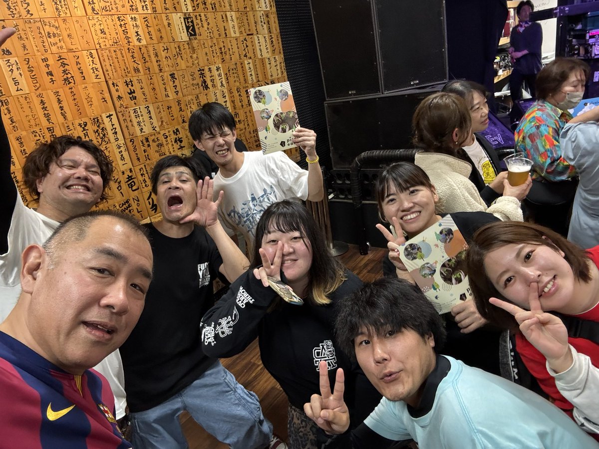 てつ tweet media