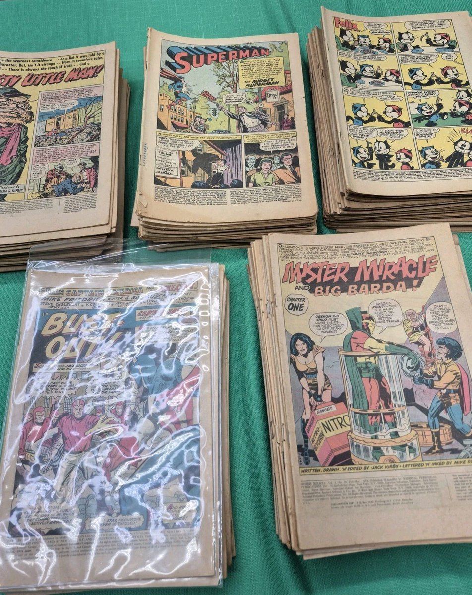 Period Comics tweet media